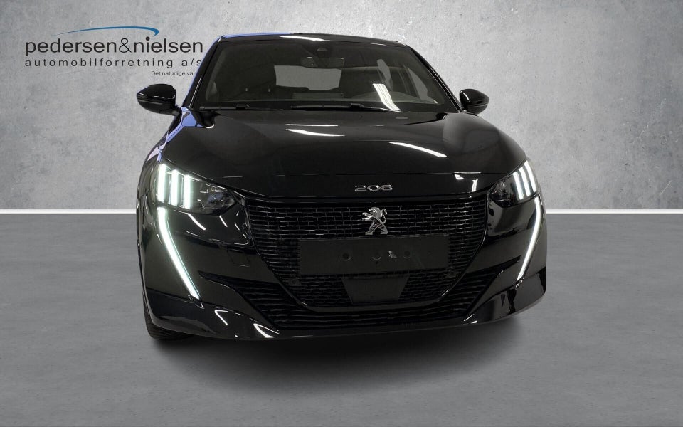 Peugeot e-208 50 GT 5d