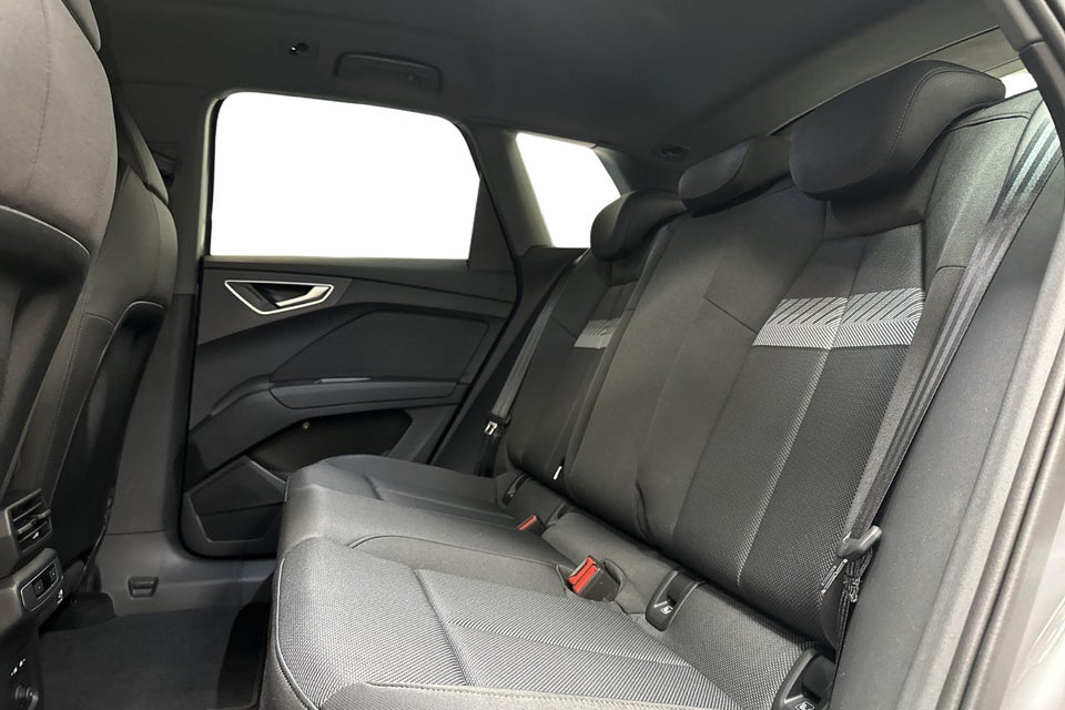 Audi Q4 e-tron 45 Progress 5d