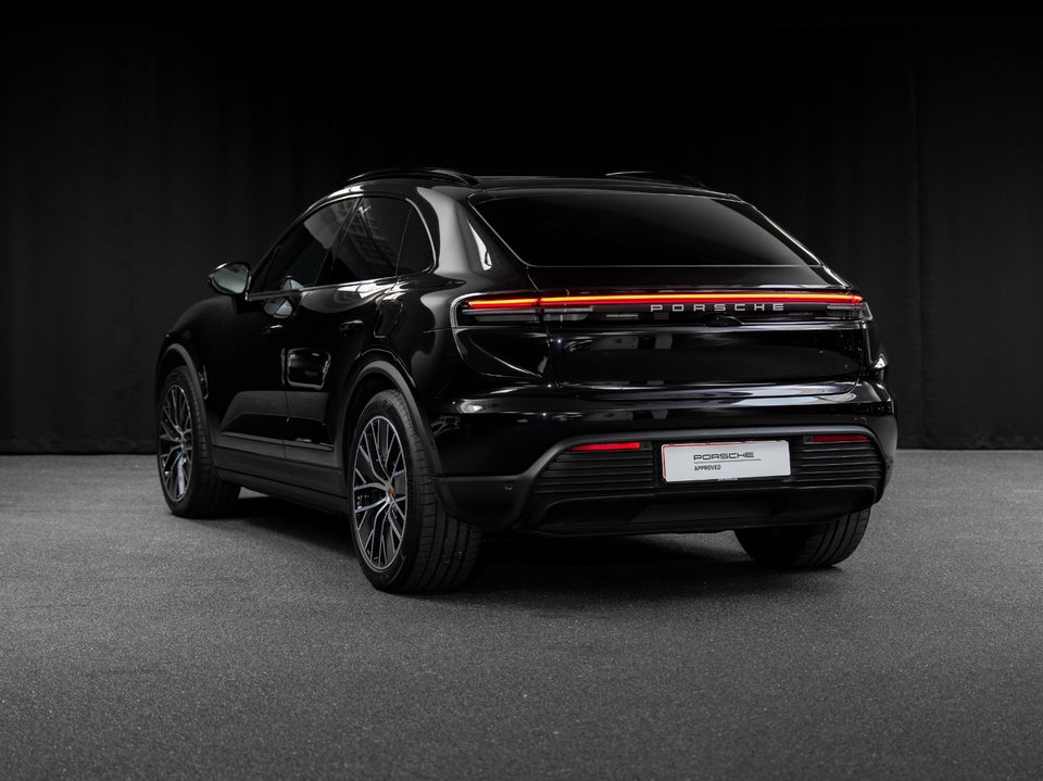 Porsche Macan 5d