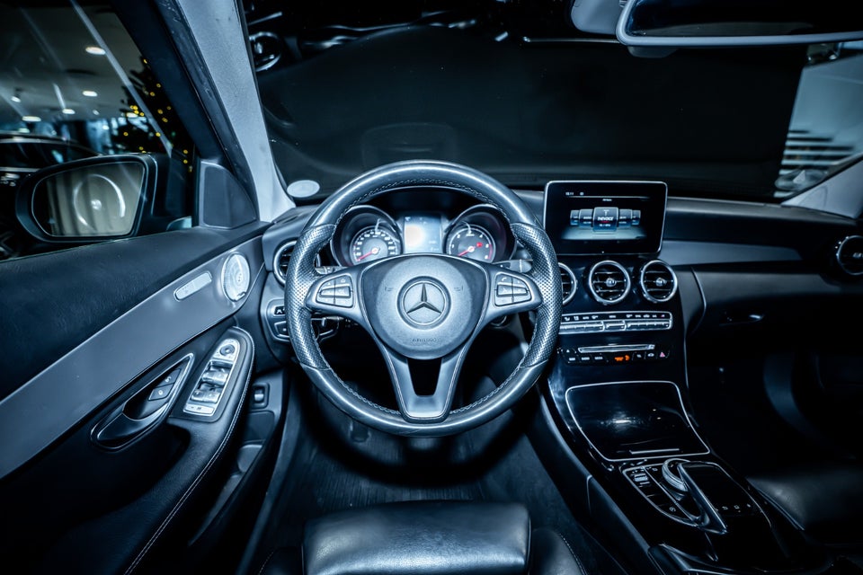 Mercedes C220 d 2,2 Avantgarde stc. aut. 5d