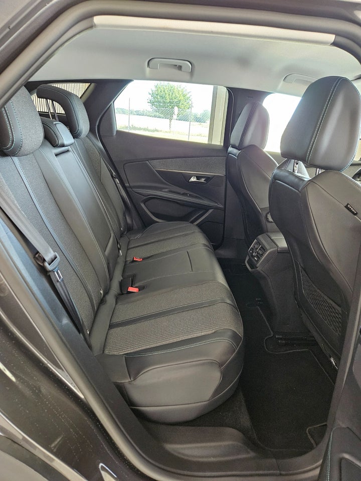 Peugeot 3008 1,6 Hybrid Allure Pack EAT8 5d