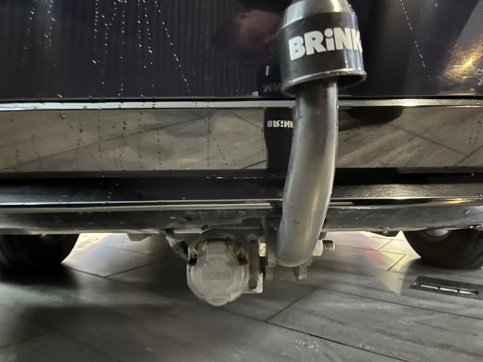 Suzuki Swace 1,8 HEV Exclusive stc. e-CVT 5d