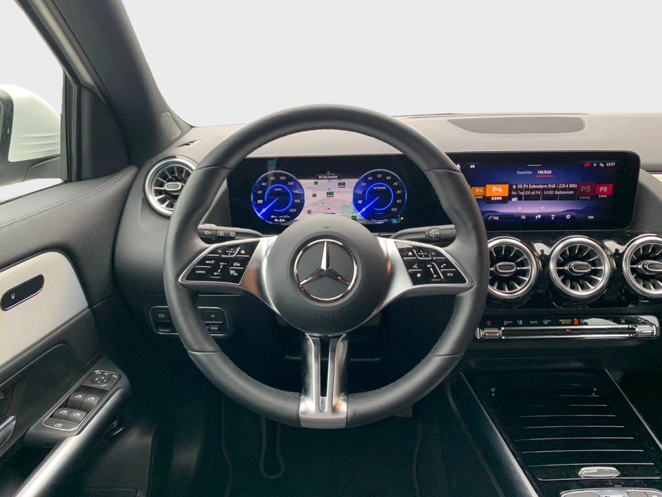 Mercedes EQA250 Progressive 5d