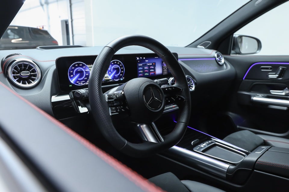 Mercedes EQA250+ AMG Premium 5d