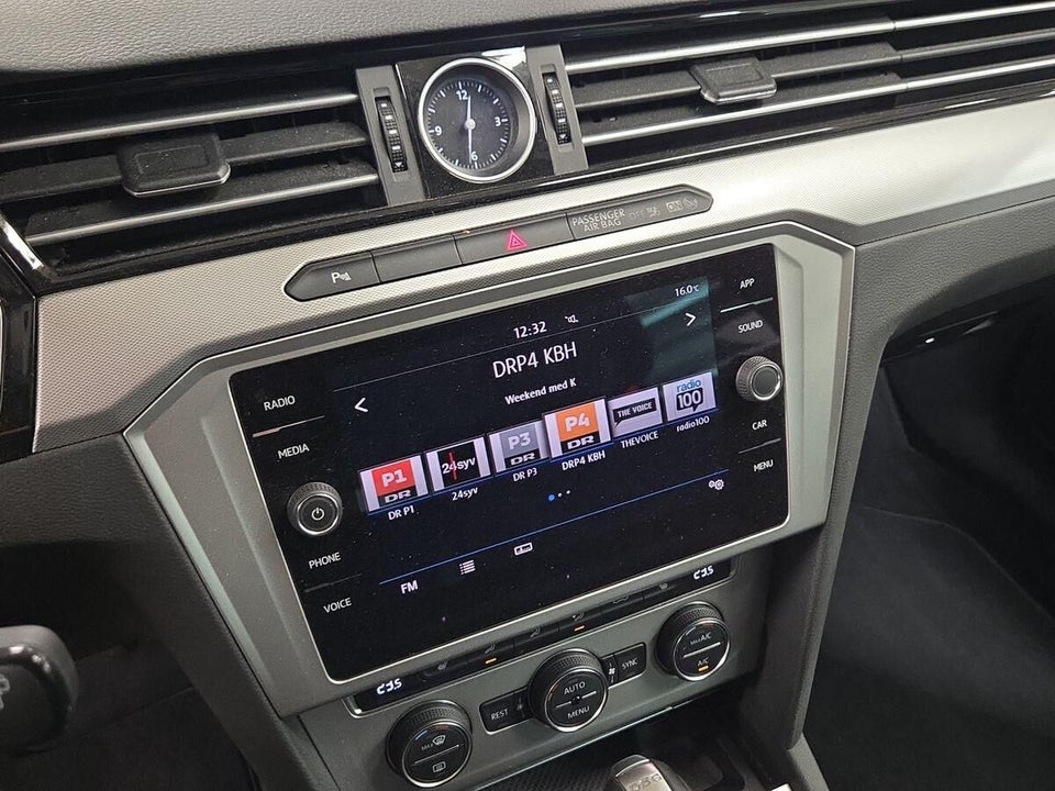 VW Passat 1,8 TSi 180 Comfortline Premium DSG 4d