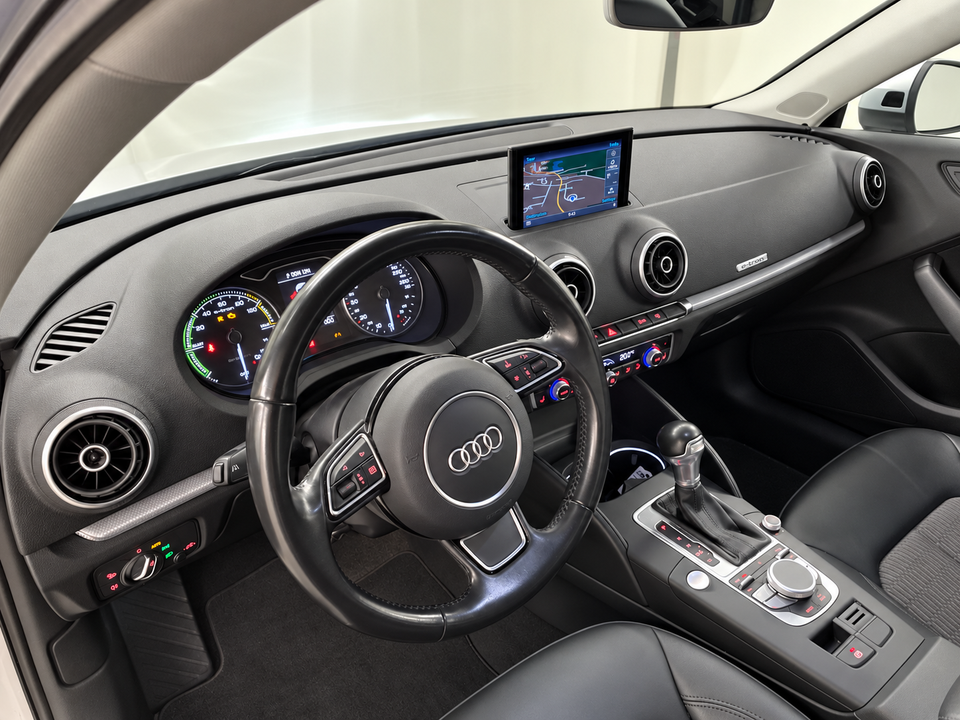 Audi A3 1,4 e-tron Sport Sportback S-tr. 5d
