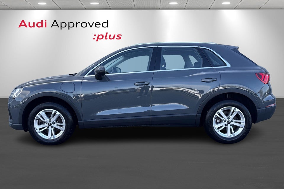 Audi Q3 45 TFSi e Attitude plus S-tr. 5d