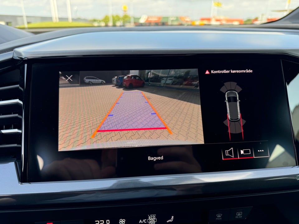 Audi Q4 e-tron 40 S-line 5d