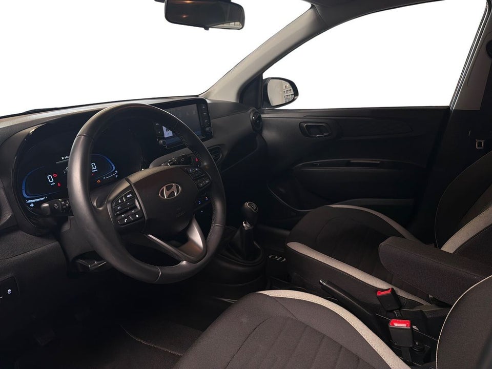Hyundai i10 1,0 MPi Essential 5d
