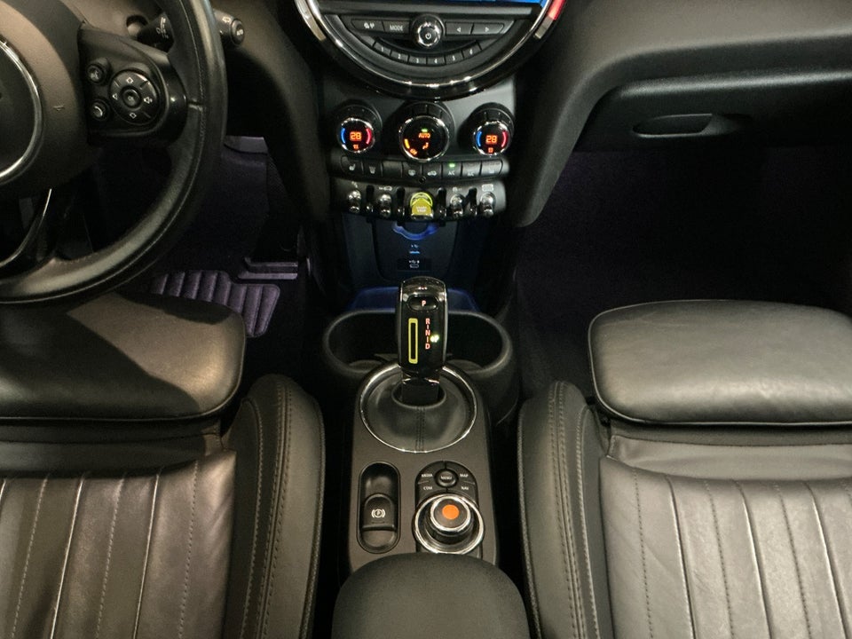 MINI Cooper SE Maximise 3d