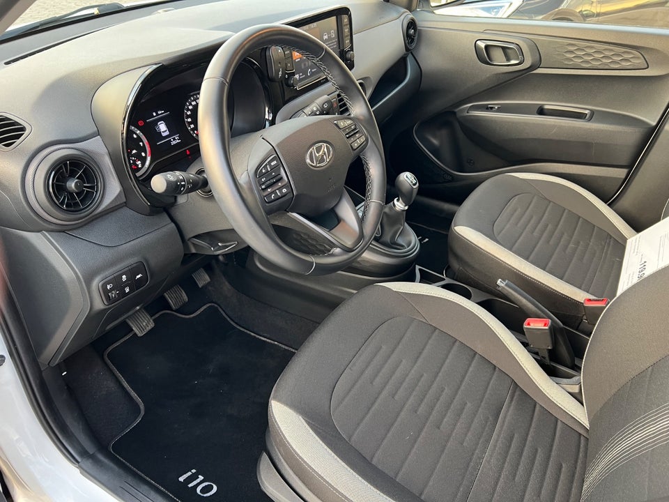 Hyundai i10 1,0 MPi Essential 5d