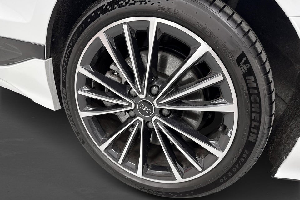 Audi A6 e-tron Progress plus performance Avant 5d