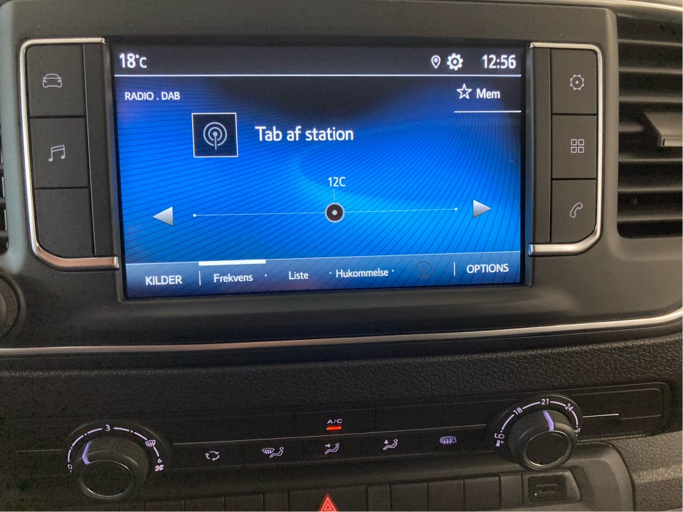 Toyota ProAce 2,0 D 144 Long Comfort Master aut. 4d