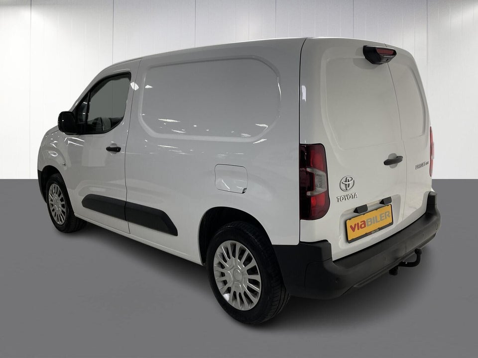 Toyota ProAce City 1,5 D 102 Medium Comfort Master
