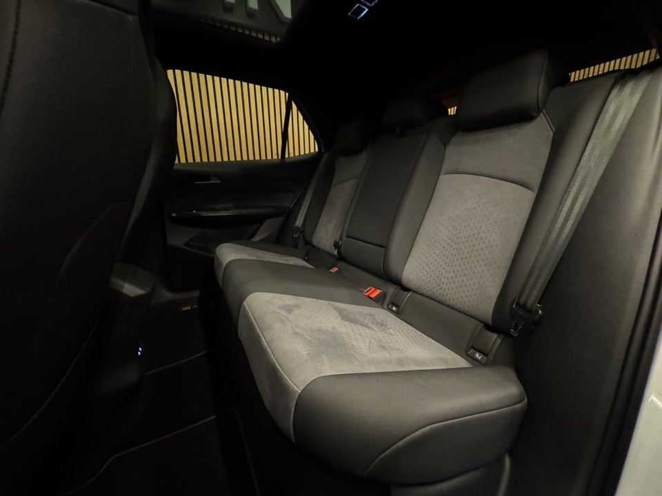 Cupra Born 58 e-Boost Dinamica Pack High 5d