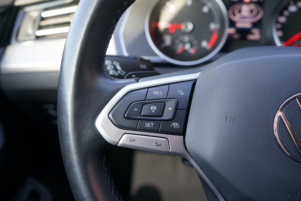 VW Passat 2,0 TDi 150 Business Variant DSG Van 5d