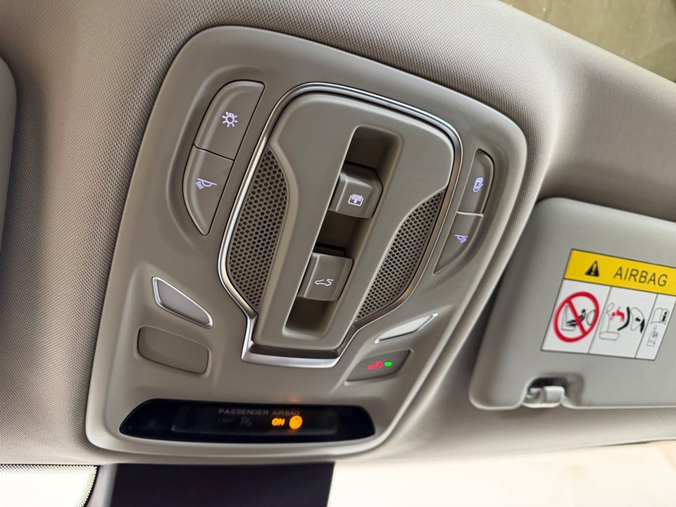 MG ZS 70 Maximal Luxury 5d