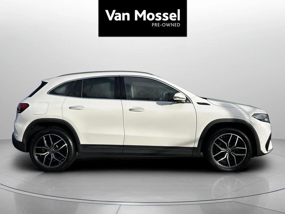 Mercedes EQA250 AMG Line 5d