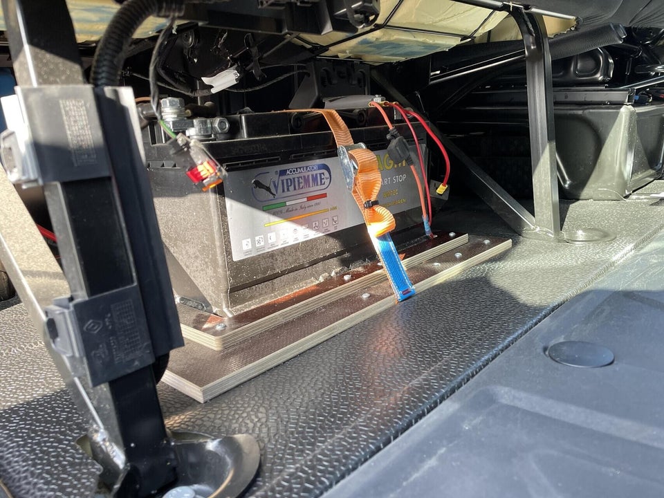 Renault Master IV T33 2,3 dCi 150 L2H2 Kassevogn