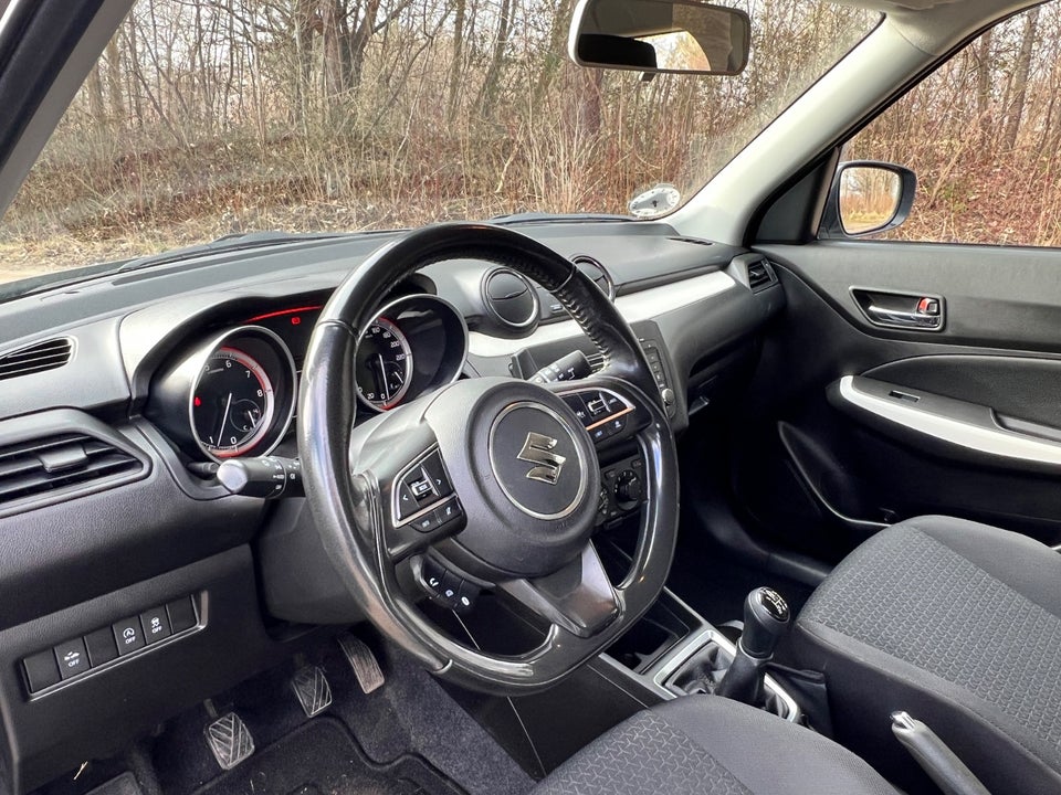 Suzuki Swift 1,2 mHybrid Action 5d