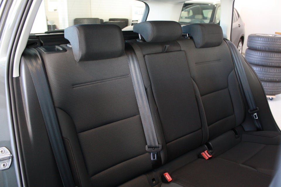 VW Golf VII 2,0 TDi 150 Comfortline DSG 5d