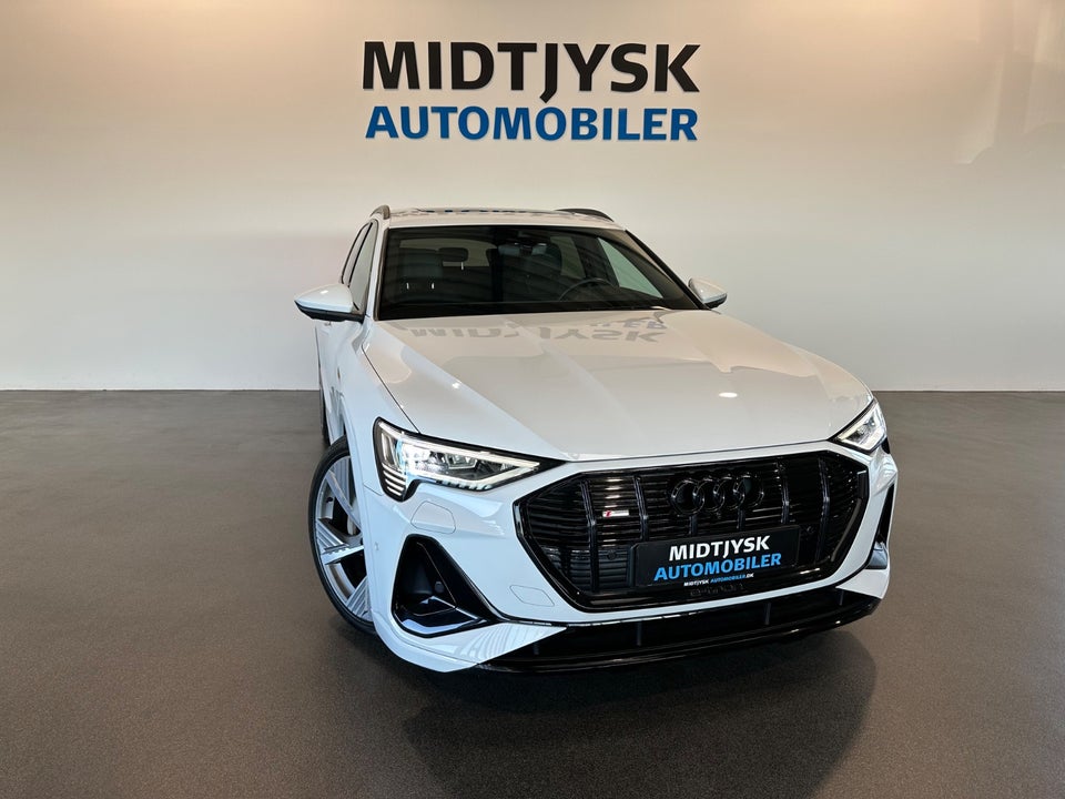 Audi e-tron 55 S-line quattro 5d