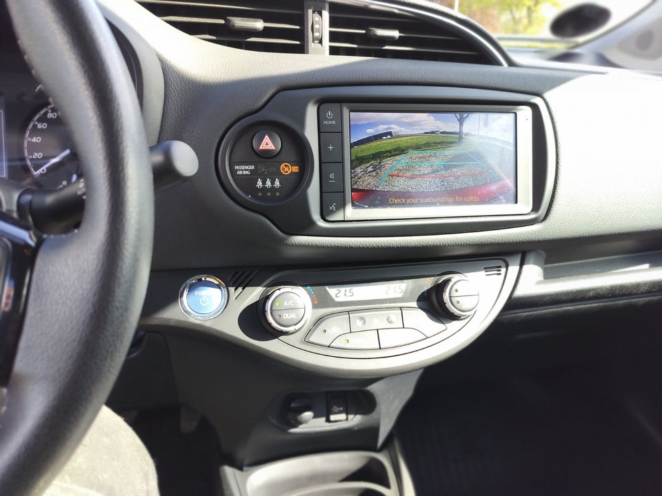 Toyota Yaris 1,5 Hybrid H3 Limited e-CVT 5d