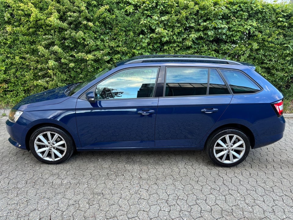 Skoda Fabia 1,0 TSi 110 Ambition Combi DSG 5d