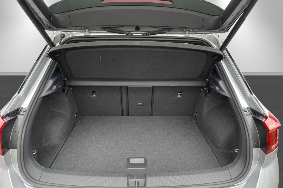 VW T-Roc 1,5 TSi 150 R-line DSG 5d