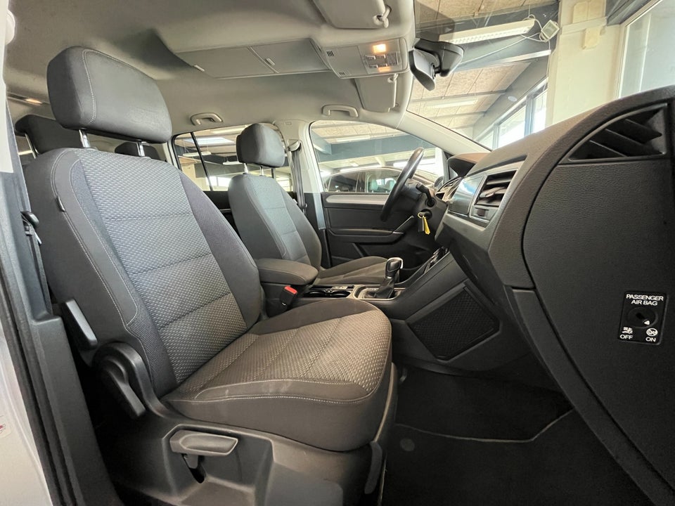 VW Touran 1,6 TDi 115 Comfortline DSG 7prs 5d