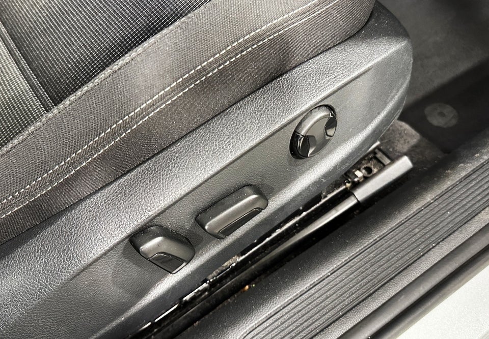 VW Passat 2,0 TDi 150 Comfortline Variant 5d