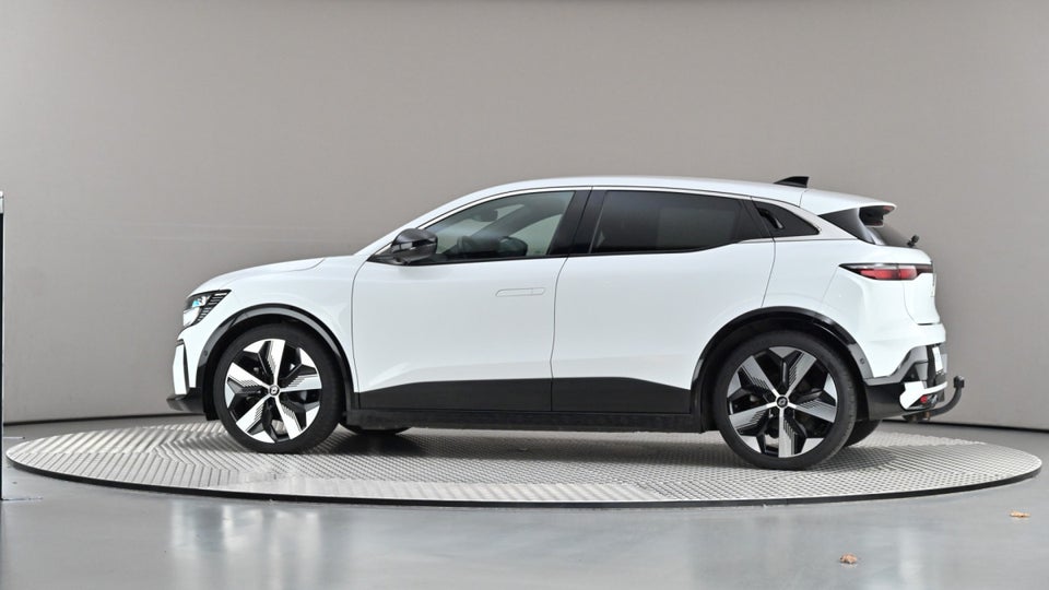 Renault Megane E-Tech 60 Techno 5d