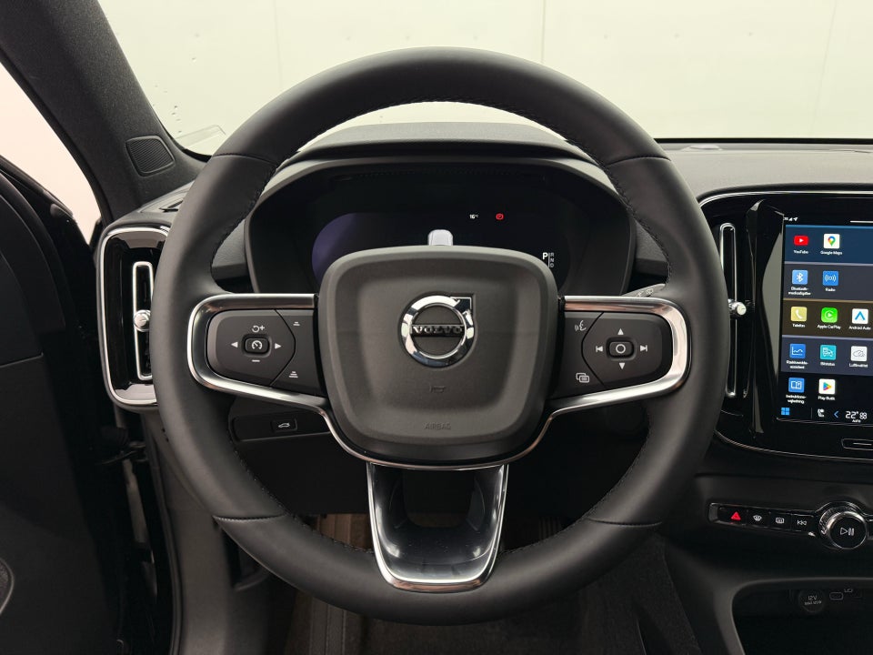 Volvo XC40 P6 ReCharge Plus 5d