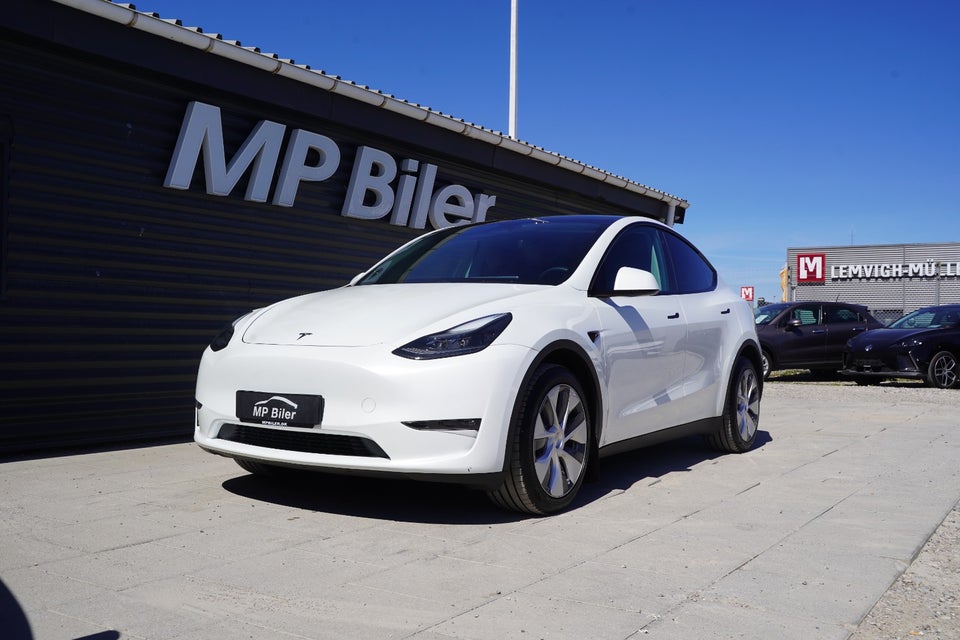 Tesla Model Y Long Range AWD 5d