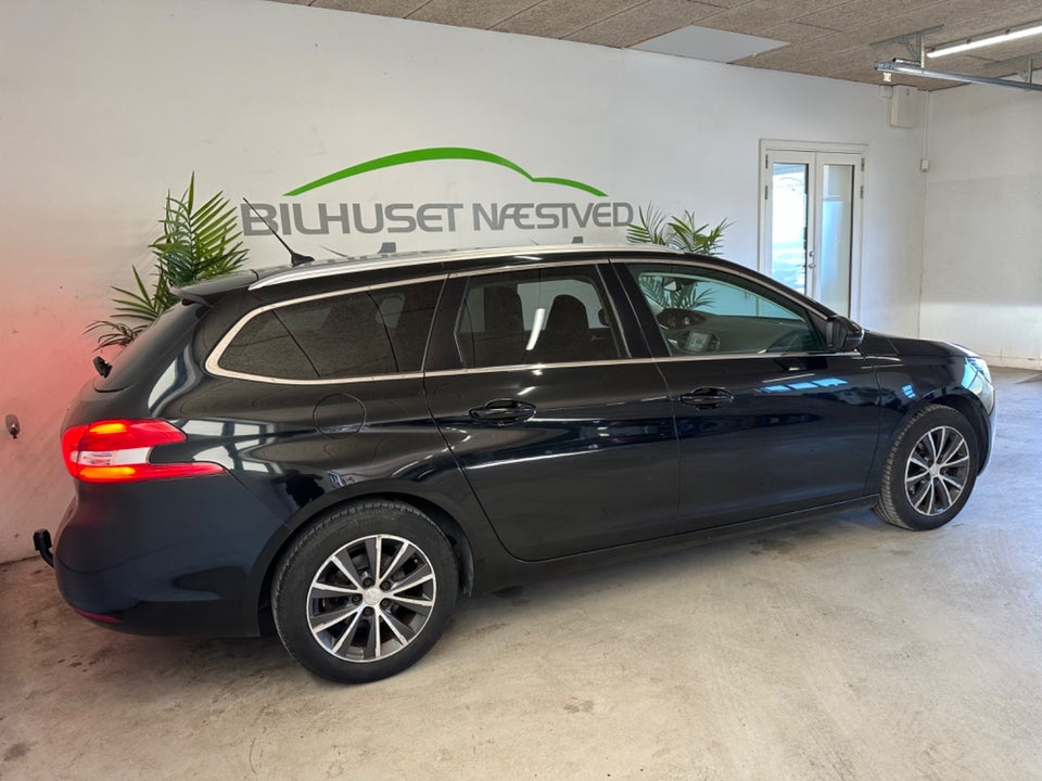 Peugeot 308 1,6 BlueHDi 120 Allure SW 5d