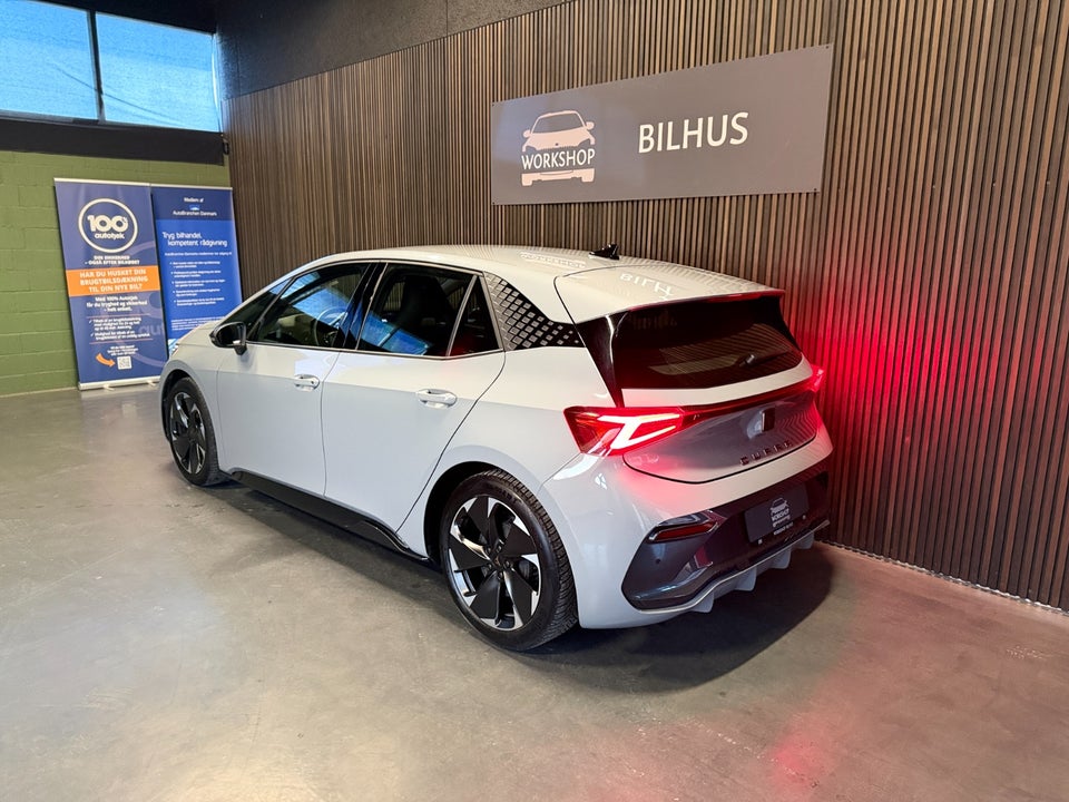 Cupra Born 58  5d