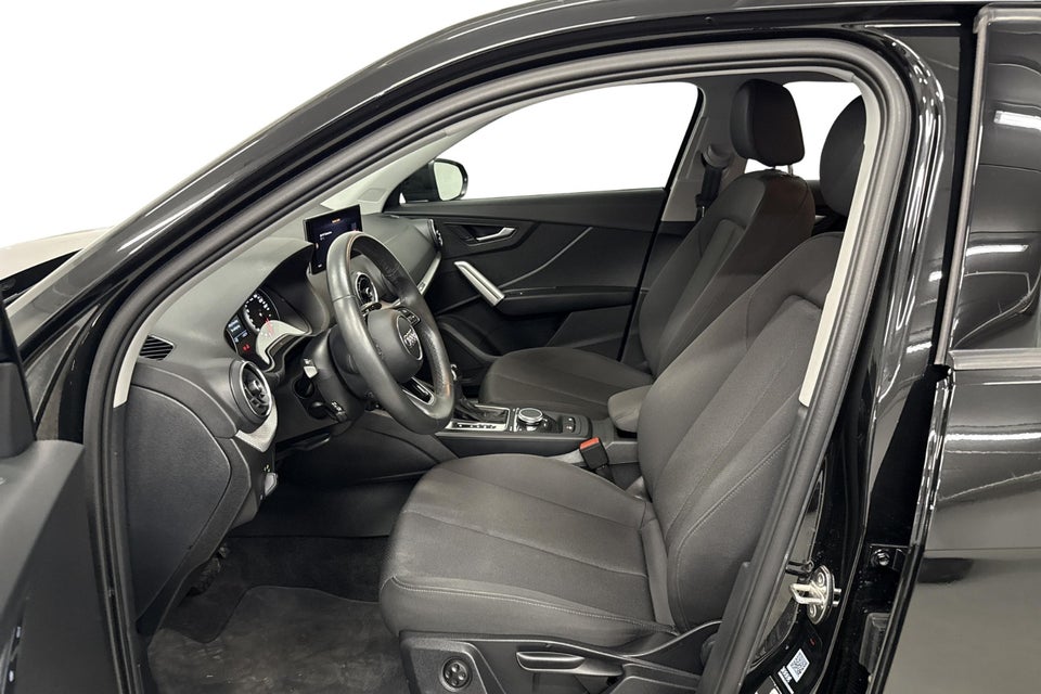 Audi Q2 35 TFSi Prestige S-tr. 5d