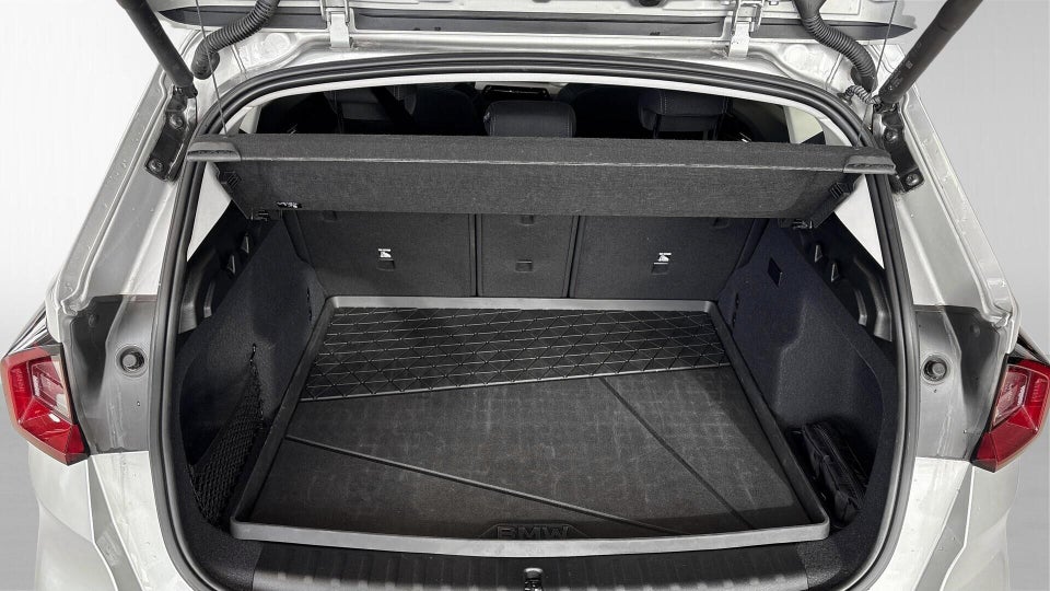 BMW iX1 xDrive30 X-Line 5d