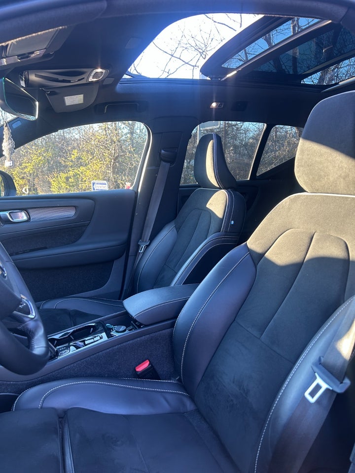 Volvo XC40 1,5 T5 ReCharge Plus Dark aut. 5d