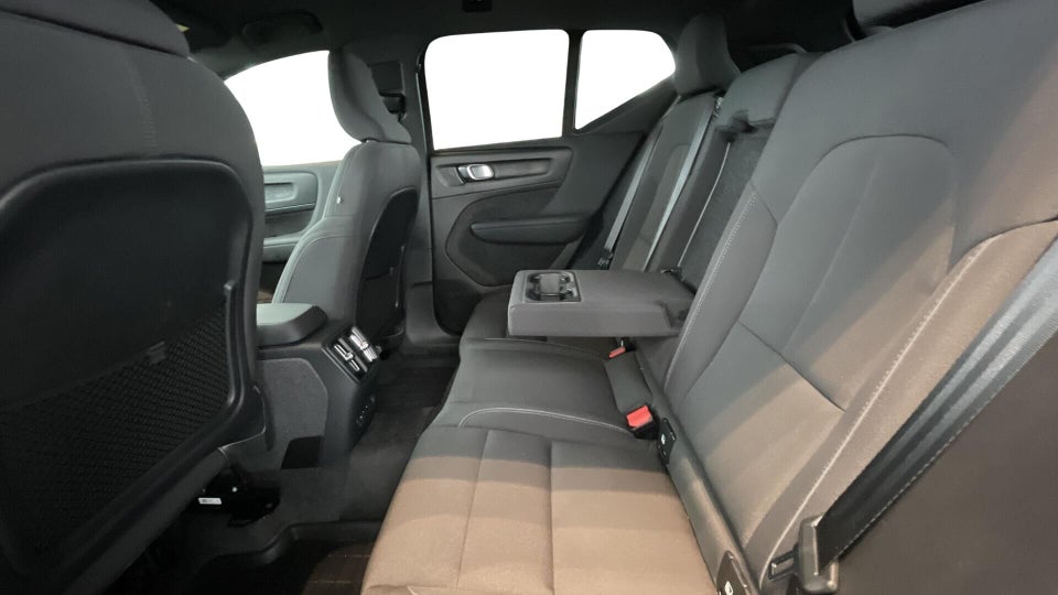 Volvo XC40 ReCharge Extended Range Plus 5d