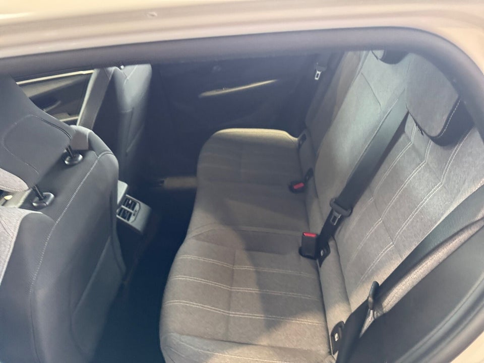 Renault Megane E-Tech 40 Equilibre 5d