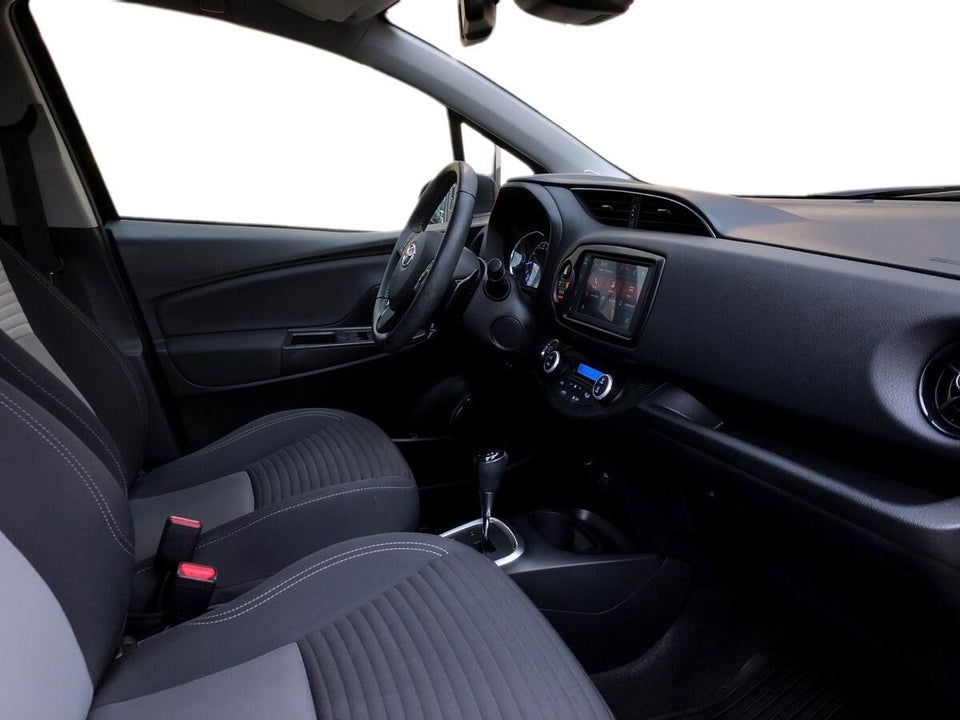 Toyota Yaris 1,5 VVT-iE T3 Smart MDS 5d