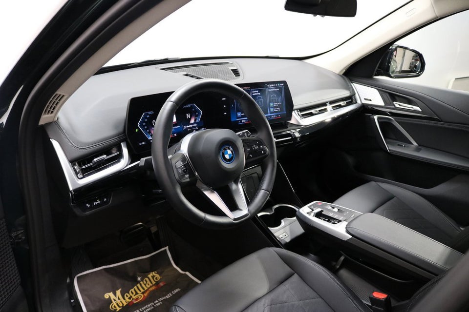 BMW iX1 xDrive30 X-Line 5d