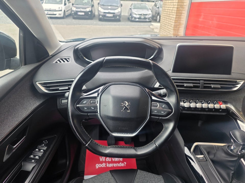 Peugeot 5008 1,5 BlueHDi 130 Allure Pack 7prs 5d