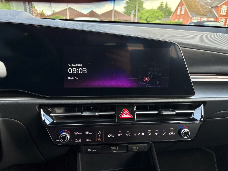 Kia Niro 64 EV Access Plus 5d