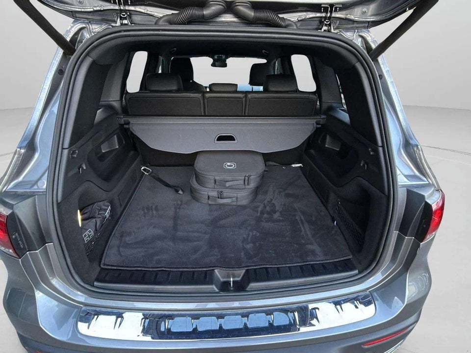 Mercedes EQB250 Progressive 5d