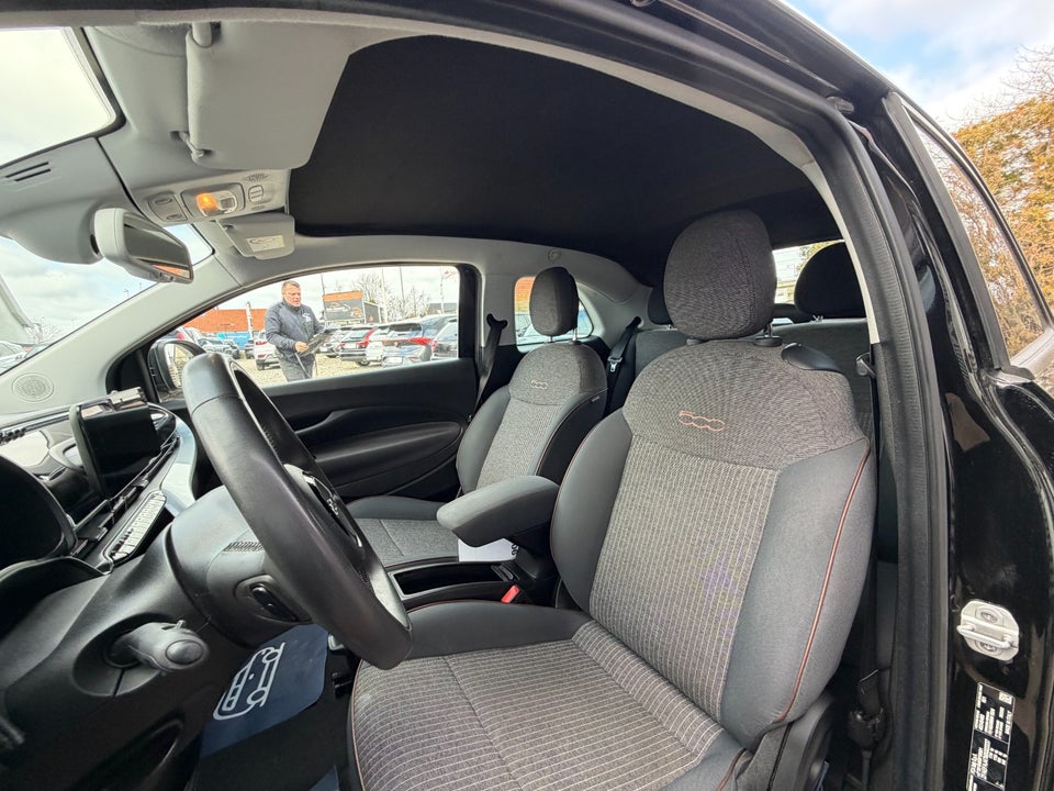 Fiat 500e 42 Icon Cabrio 2d