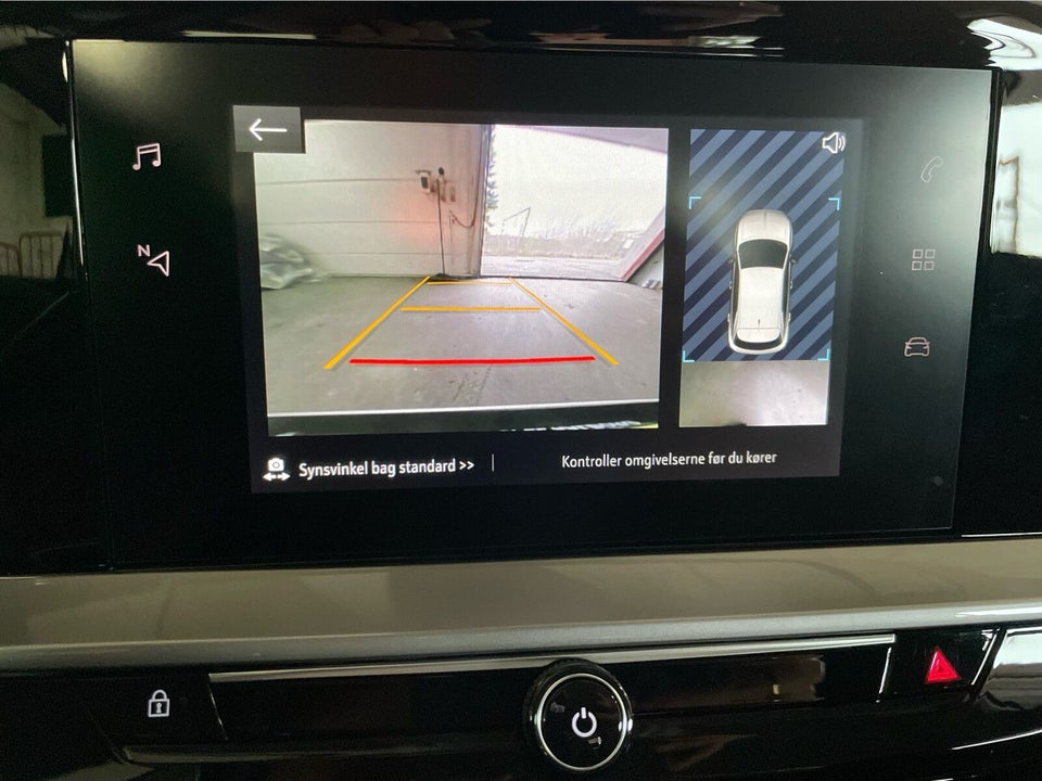 Peugeot 2008 1,2 e-THP 110 Selection Sky 5d