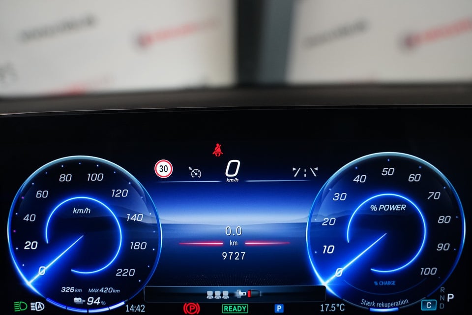 Mercedes EQB300 Progressive Advance 4Matic 5d