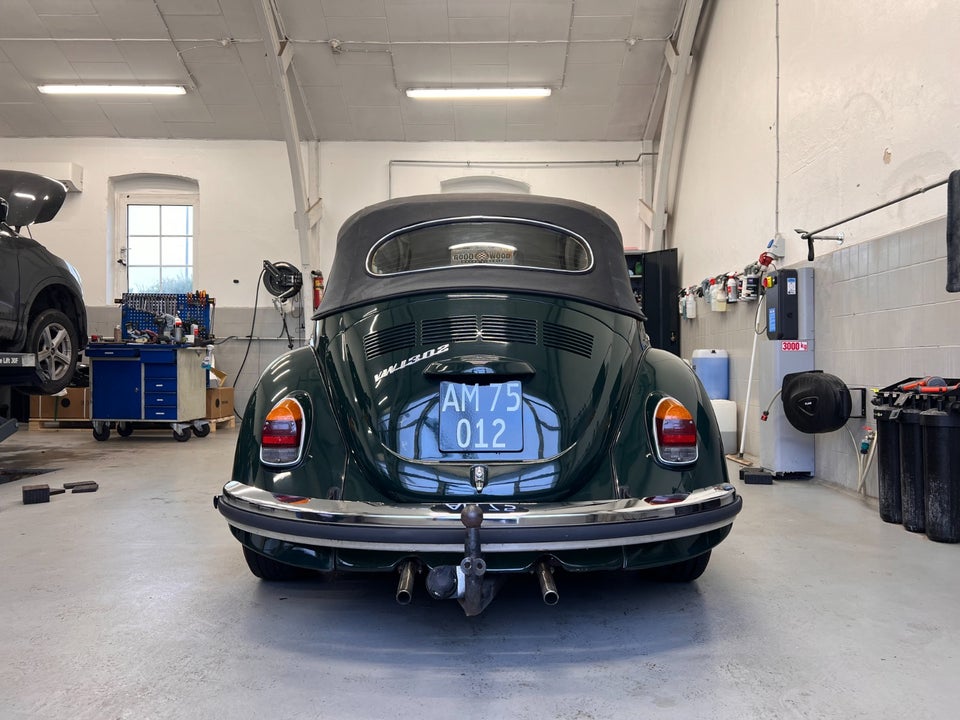 VW 1302 1,6 Cabriolet 2d